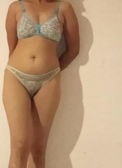 Shashi Milf - escort in Colombo Photo 3 of 3