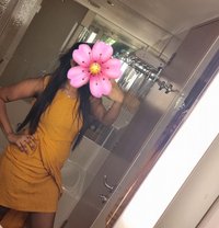Shashini - puta in Colombo