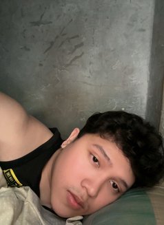 Ceeyan - Male escort in Manila Photo 4 of 4