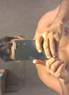 Shaun F - Acompañantes masculino in Colombo Photo 3 of 3