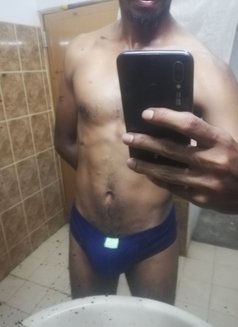 Shaun Perera - Acompañantes masculino in Colombo Photo 3 of 5