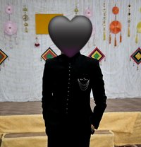 Shaurya - Acompañantes masculino in Nashik