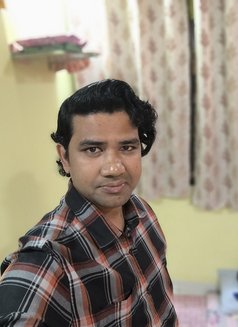 Shaver - Male escort in Pune Photo 2 of 5