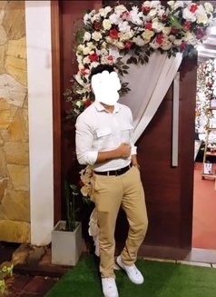 Shavin 8' inch (100% Privacy partner) - Male escort in Colombo Photo 3 of 3