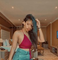 Shavini Gfe - escort in Colombo