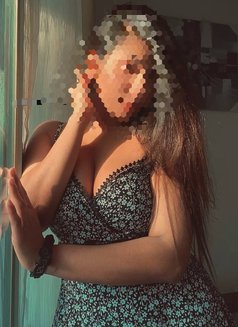 Shavini Gfe - escort in Colombo Photo 4 of 12