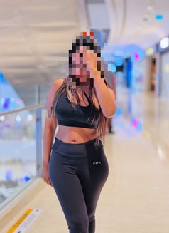 Shavini Gfe - escort in Colombo Photo 6 of 12