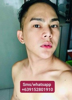 Shawn - Male escort in Manila Photo 7 of 8