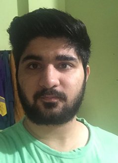 Johnny - Male escort in Gurgaon Photo 3 of 3