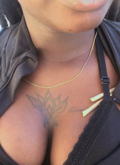 Shawty - escort in Nairobi Photo 2 of 3