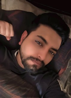Shayan - Male escort in Al Manama Photo 3 of 3