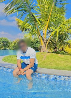 Shaz - Male escort in Bangalore Photo 5 of 5