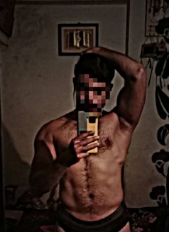 Shaz - Male escort in Bangalore Photo 5 of 8