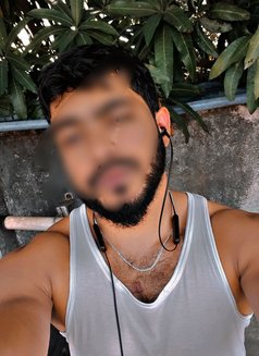 Shaz - Male escort in Bangalore Photo 7 of 8