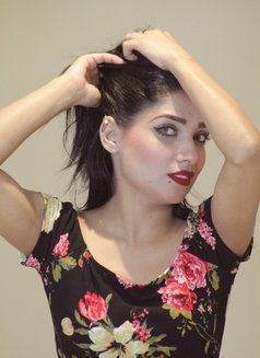 Shazia - escort in Dubai Photo 6 of 6