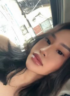 Shaznaee - Transsexual escort in Makati City Photo 2 of 5