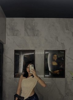 Shaznaee - Transsexual escort in Makati City Photo 7 of 19