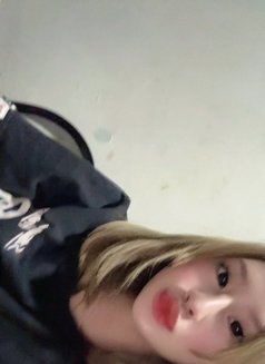 Shaznaee - Transsexual escort in Makati City Photo 16 of 19