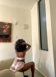 Shazzin Akinyi - masseuse in Nairobi Photo 1 of 3