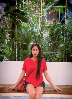She is a Fox ๐ฆ - Transsexual escort in Jeddah Photo 14 of 28