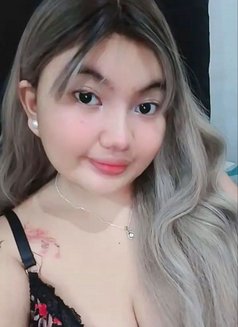 Sheena Salazar - escort in Manila Photo 2 of 12