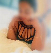 Sheenu - escort in Colombo