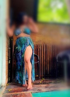 Sheenu - escort in Colombo Photo 5 of 5