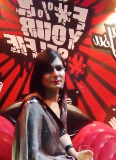 Sheetal Bakshi - Transsexual escort in New Delhi Photo 3 of 3