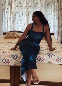 Sheetal Chauhan - escort in Surat Photo 4 of 5