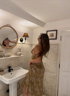 Sheetal - escort in Kolkata Photo 3 of 6