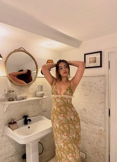 Sheetal - escort in Kolkata Photo 4 of 6