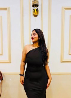 Sheetal - puta in Pune Photo 1 of 5