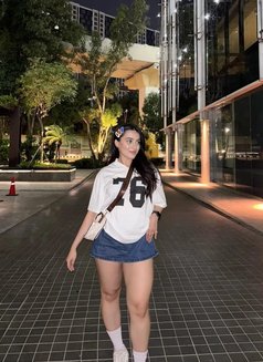 Sheetal Indian Model in Dubai - puta in Dubai Photo 5 of 5