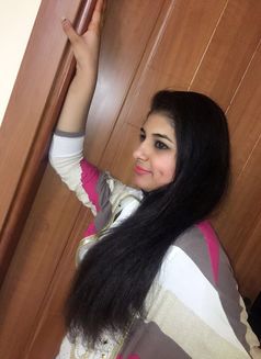 Sheetal - escort in Dubai Photo 6 of 7