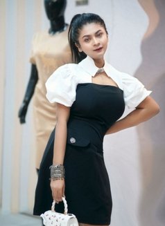 Sheetal - escort in Pune Photo 1 of 10