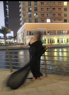 Sheetal Housewife - escort in Dubai Photo 4 of 8