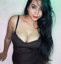 Shefali - puta in Candolim, Goa