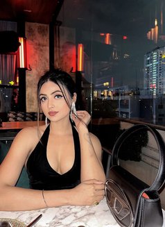 Shefali - escort in Hyderabad Photo 2 of 6