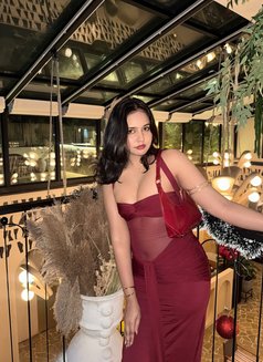 Shefali - escort in Hyderabad Photo 1 of 3