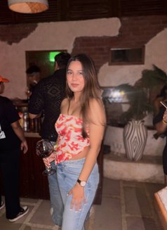 Shefali - escort in Lucknow Photo 2 of 4