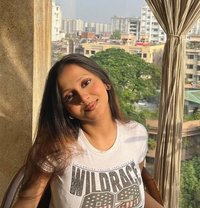 Shefali - puta in Mumbai