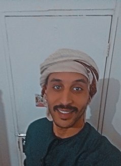 Shehab - Male escort in Dubai Photo 4 of 5