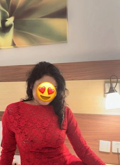 Shehani Aranya - escort in Dubai Photo 6 of 8