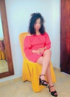 Shehani Curly Hair Uni Girl - escort in Colombo Photo 4 of 6