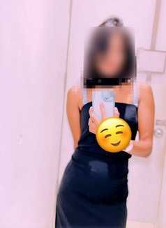 Shehani Petite Girl - escort in Colombo Photo 3 of 4