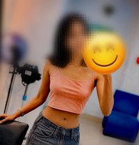 Shehani Petite Girl - puta in Colombo Photo 1 of 5