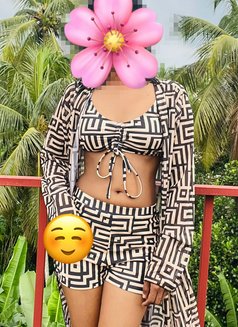 Shehani Petite Girl - escort in Colombo Photo 3 of 7