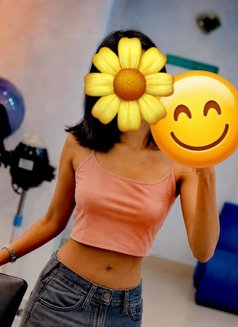 Shehani Petite Girl - escort in Colombo Photo 5 of 7
