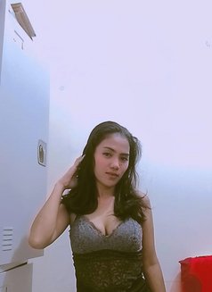 Sheila - escort in Dubai Photo 7 of 8