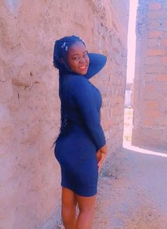 Sheila - puta in Nairobi Photo 1 of 1